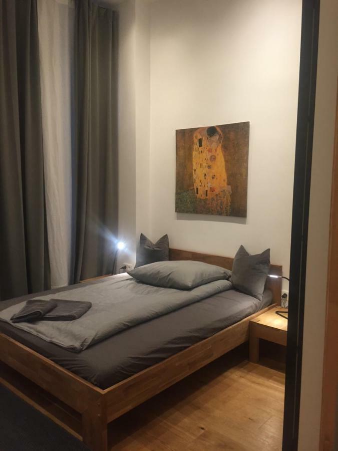 City-Apartment Berlin Charlottenburg Buitenkant foto