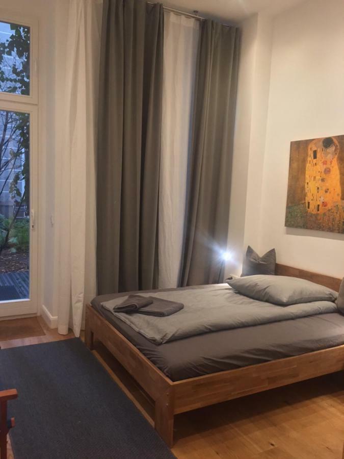 City-Apartment Berlin Charlottenburg Buitenkant foto