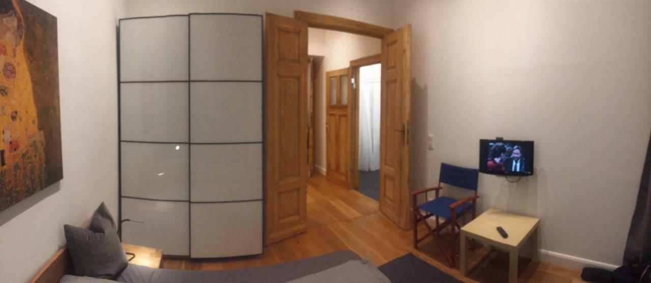 City-Apartment Berlin Charlottenburg Buitenkant foto